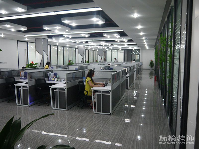 深圳廠房裝修，無(wú)塵車(chē)間裝修，深圳裝飾，深圳辦公室裝修